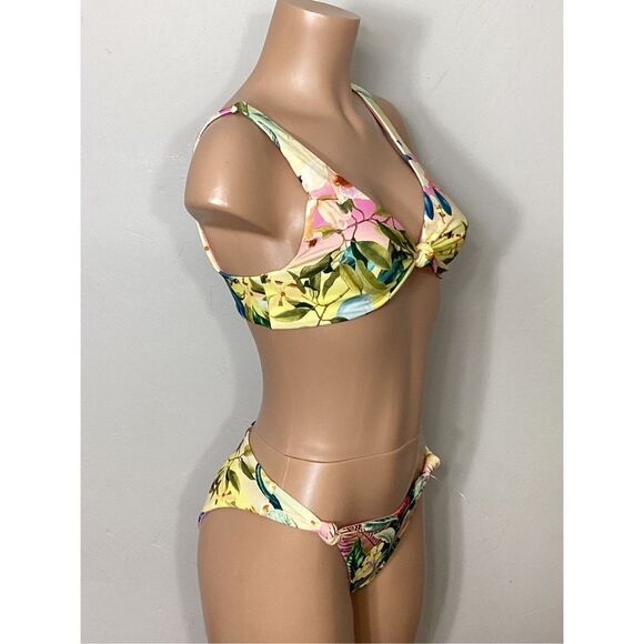 New. Pilyq reversible tropical print bikini. Retails $156. Medium - Picture 4 of 14